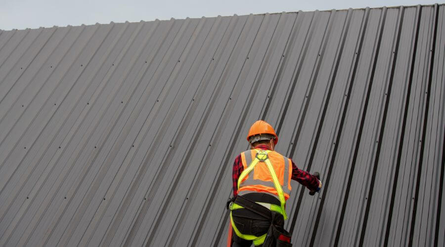 Expert Emergency Roof Repairs services in Reedsville, WI